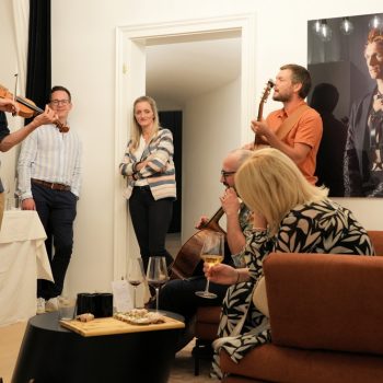 Design trifft Wein in Schloss Greinburg - Lehner Raumkonzept