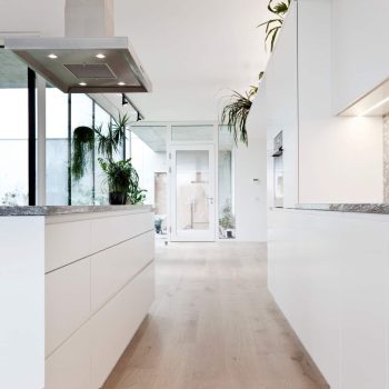 Exklusive-Kueche-Projekt-Wohnhaus-Lehner-Raumkonzept