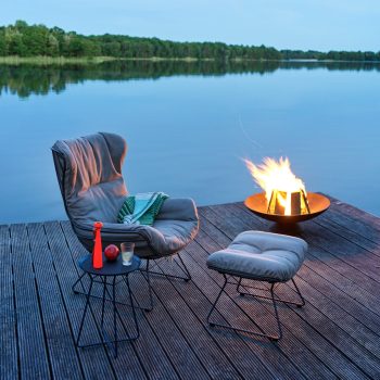 freifrau-leya-sol-wingback-chair-lehner-raumkonzept