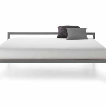 Edles Bett von mdf italia, erhältlich bei Lehner Raumkonzept