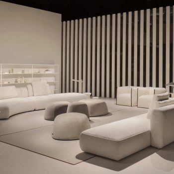 Sofalandschaft von mdf italia, erhältlich bei Lehner Raumkonzept