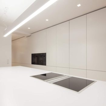 Helle offene Küche - Lehner Raumkonzept